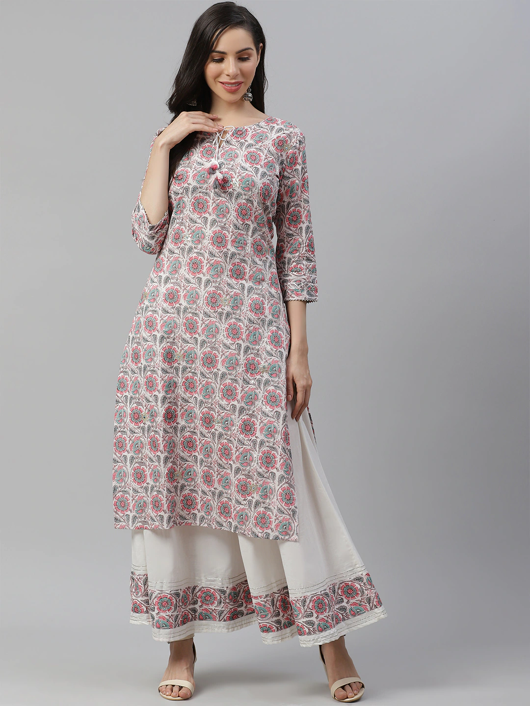 Explore Everyday Womens Kurtis, Tunics On Myntra: Buy Anouk, Libas,  Sangria, Bhama Couture, And More At Up To 70% Off